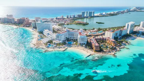 Cancun travel destination
