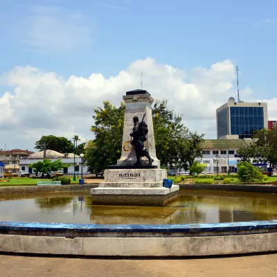 鄰近Eglise évangelique luthérienne du Cameroun- paroisse de Nsimeyong的酒店