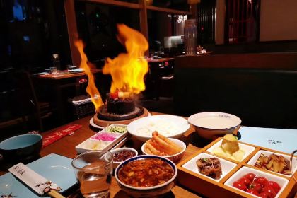 Poppy Flower Fusion Hot Pot Food