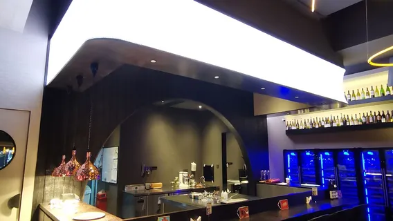 Dom Whitney Tasting Lounge