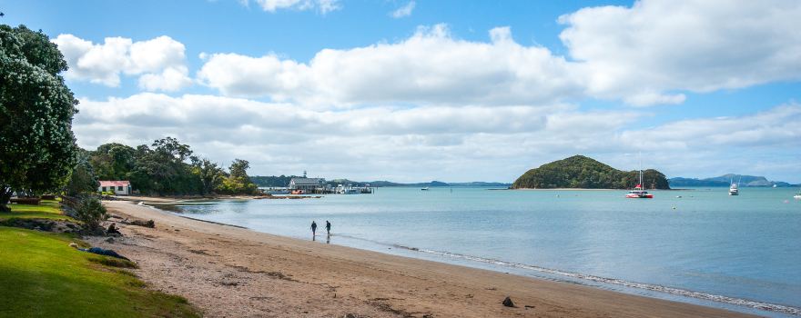 Paihia Beach