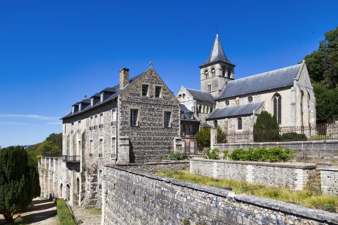 Hotels near Abbey Museum Graville