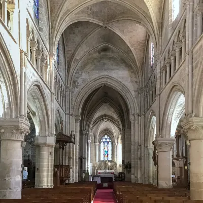 2-звездочные отели в г. Обервилье