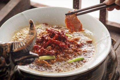 JIANG CHENG XIAO GUAN