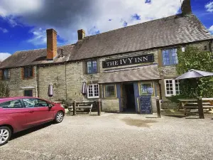 The Ivy Inn Pub