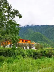 Jianyang Longshan Ecological Tourism Mountain Villa
