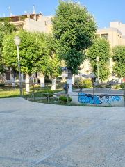 Skra Square