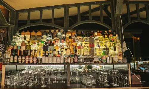 Bar Mokum