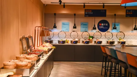 济南临空智选假日酒店(遥墙国际机场店)·智空间.自助餐厅 in Jinan