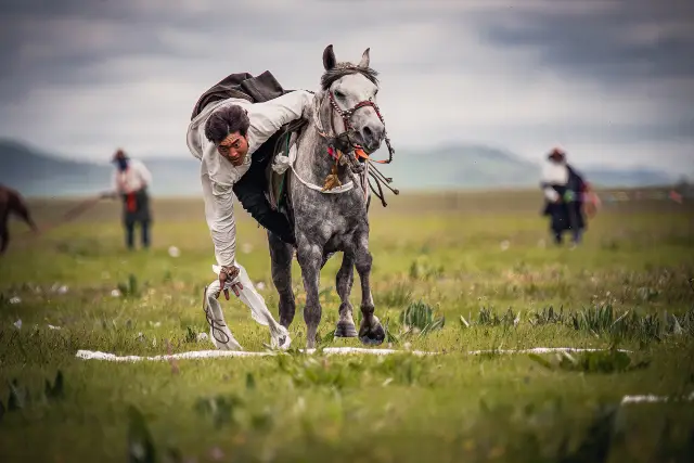 Nomadic Experiences in Gannan
