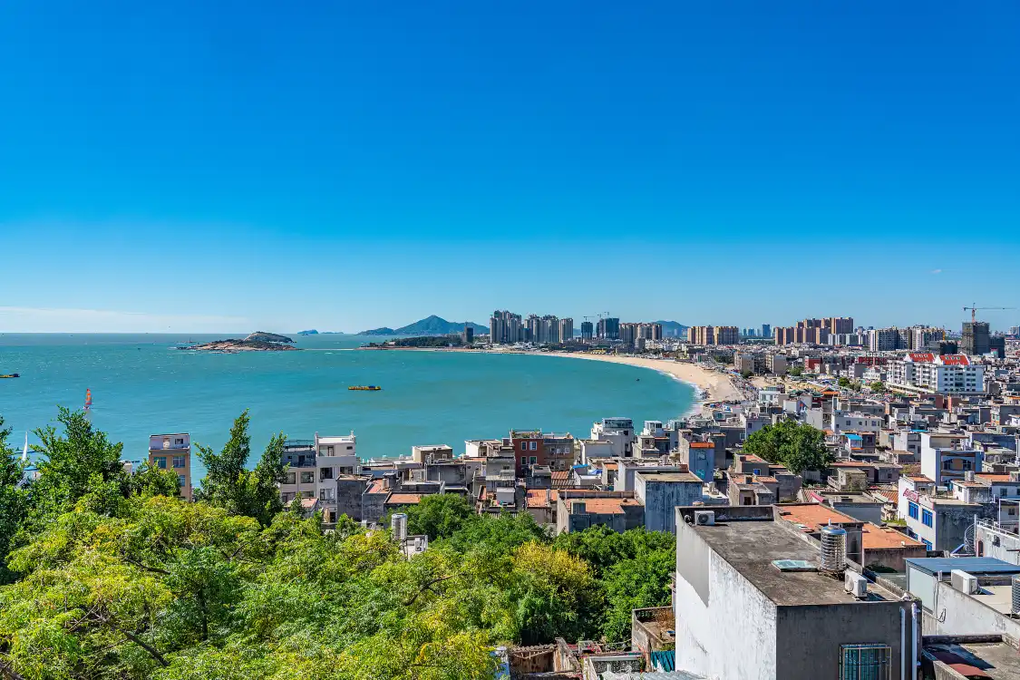 Hotels near Dongshan Island - Nammen Bay Left Ear