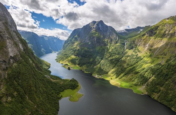 Naeroyfjorden