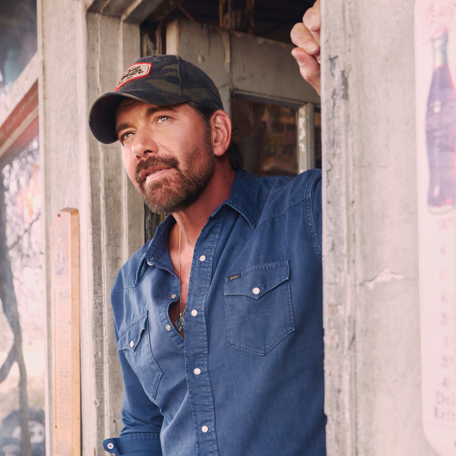 Walford | Rodney Atkins 2026 Tour | Wild Hogs Saloon & Eatery