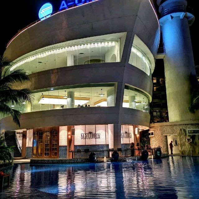 A-One The Royal Cruise Hotel


