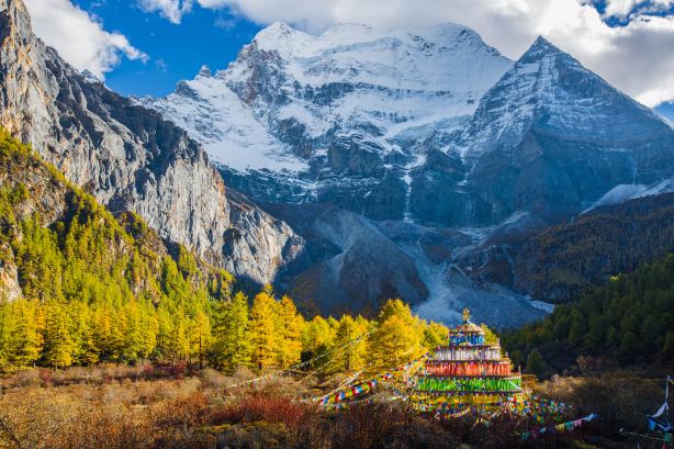 Xiannairi Peak