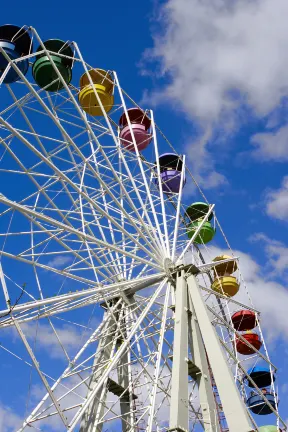 Отели рядом с достопримечательностью «»