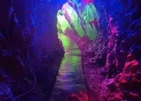 Yueyashan Karst Cave