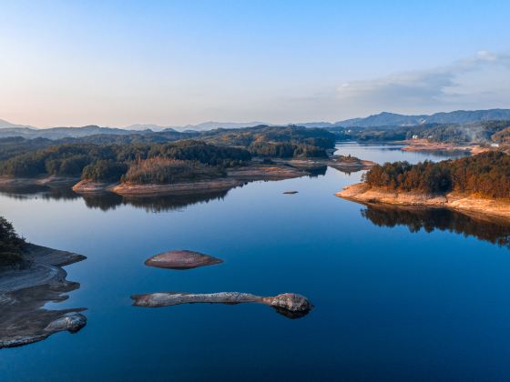 Zhenandaxiagufeiyunhu Sceneic Area