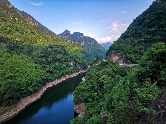 Qingyun Mountain Waterfall