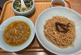 Jia Jia Tang Bao (Huang He Road) User Photo