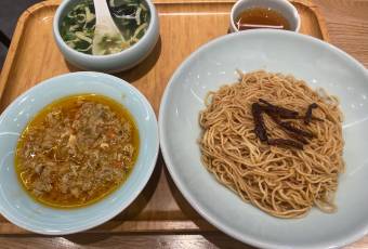Jia Jia Tang Bao (Huang He Road) user photo