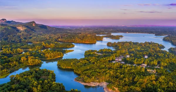 Yichun to Qionghai flight