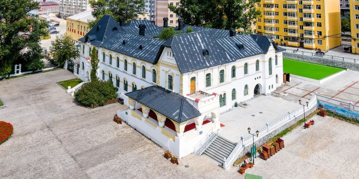 Suifenhe Railway Great White Building