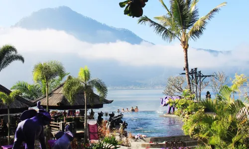 Toya Devasya Hot Spring