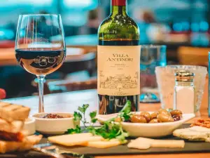 Amalfi Coast Italian + Wine Bar