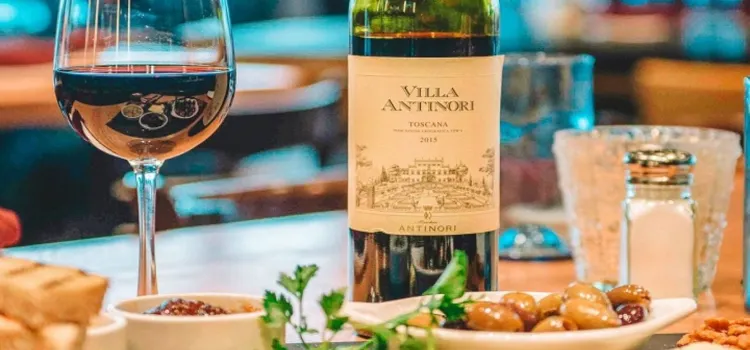 Amalfi Coast Italian + Wine Bar