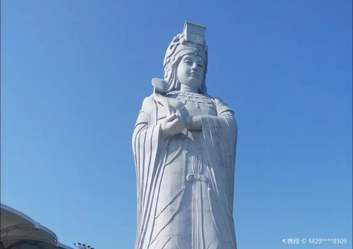Hotels near Statue of Mazu