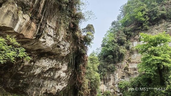 石板河AAA級旅遊景區