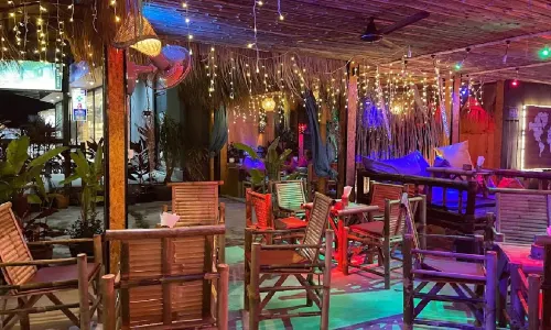 Ketum Bar Samui