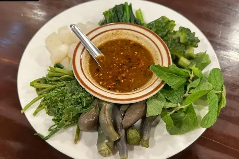 Feel Myanmar Food
