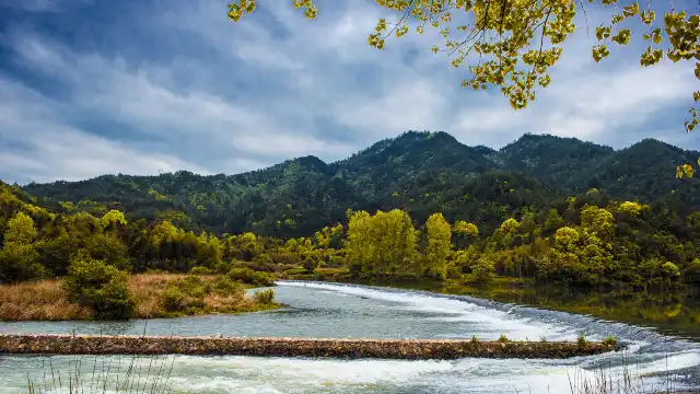 Ancient Weir Home of Painting