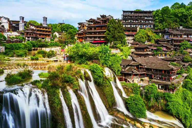 Hotels near Furong Town Waterfall
