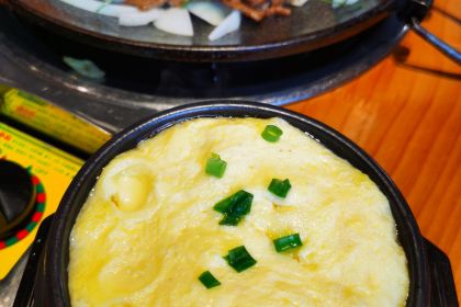 新章鱼韩料屋(山大店)