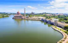Putrajaya Lake