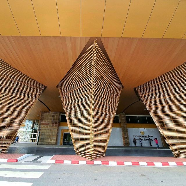 หนึ่งเดียวในไทย สนามบินตกแต่งด้วยไม้ไผ่