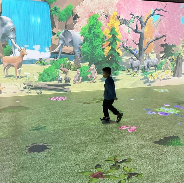 【 夢想星球光影互動展｜拍出夢幻一刻 】