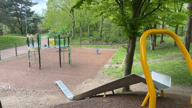 Red Brick Path Playpark