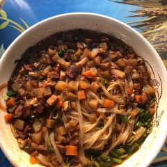 JIANG SHI SAO ZI ZHA JIANG MIAN User Photo