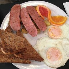 Paul's Omelettery Restaurant 여행 사진