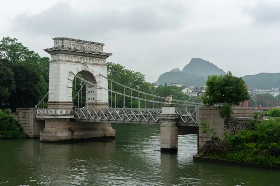 榕湖公園