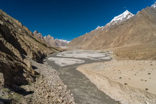 Vé máy bay đi Skardu