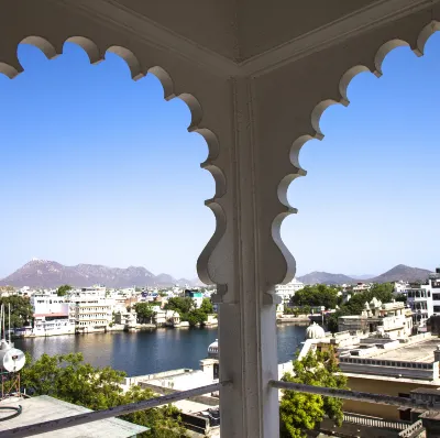 Hotels near Lake Pichola