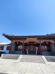 Chairman Mao Inspecting Memorial Hall （West Gate）