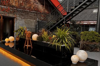 櫻花屋音樂餐吧