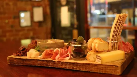 Carlei Estate Cellar Door & Pizzeria in 埃默拉爾德