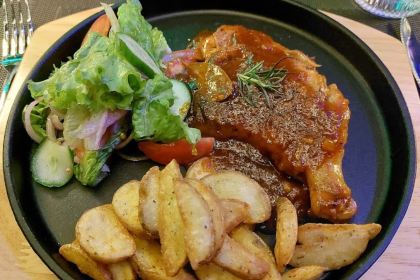 7 Degrees Restaurants